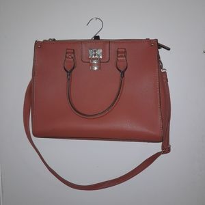 NWOT Dasien bag